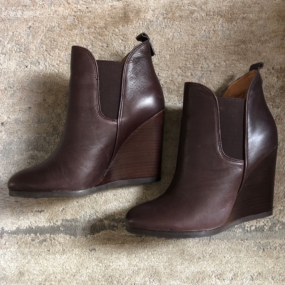 ❄️ Coach Farah Brown Leather Wedge Booties - Picture 5 of 5
